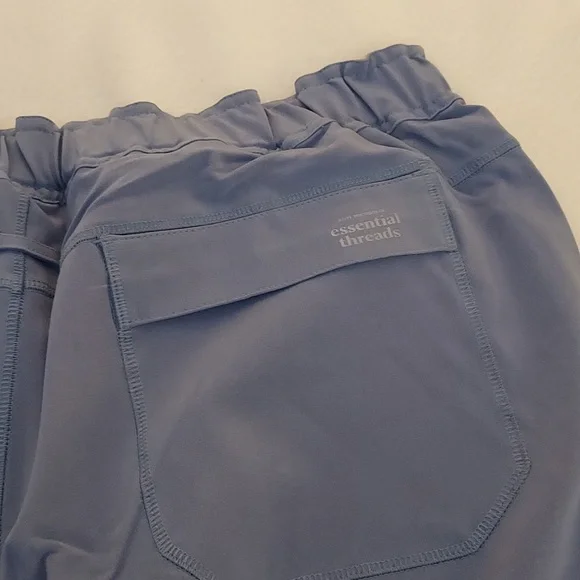 Essential Threads Welby mens Scrubs set - Picture 8 of 16